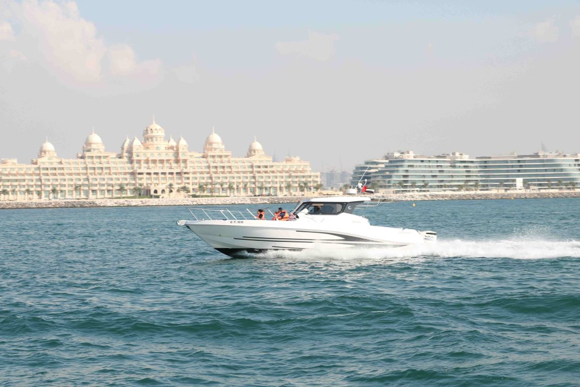 Experience Fine Dining at Sea with Dubai Luxury Yacht Charter
